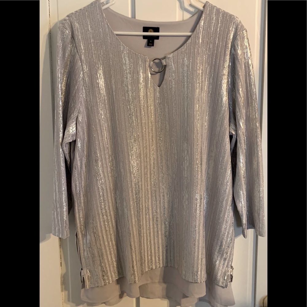 Woman’s blouse